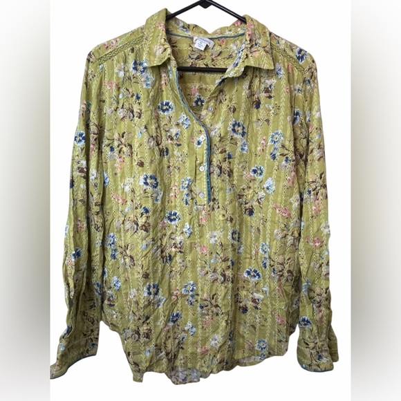 Sundance Green Eyelet Floral Partial Button Down Long Sleeve Top - Picture 2 of 7